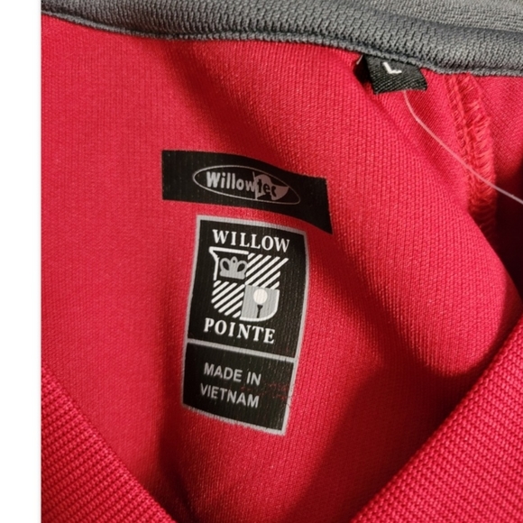 Willow Pointe Men's  V-neck Pullover - Picture 3 of 4